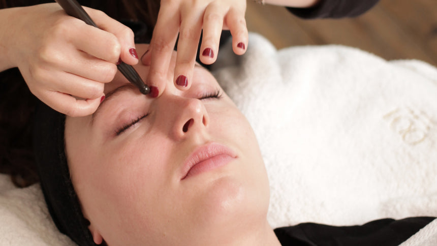 Bespoke Facial Treatment by 001 Clinic
