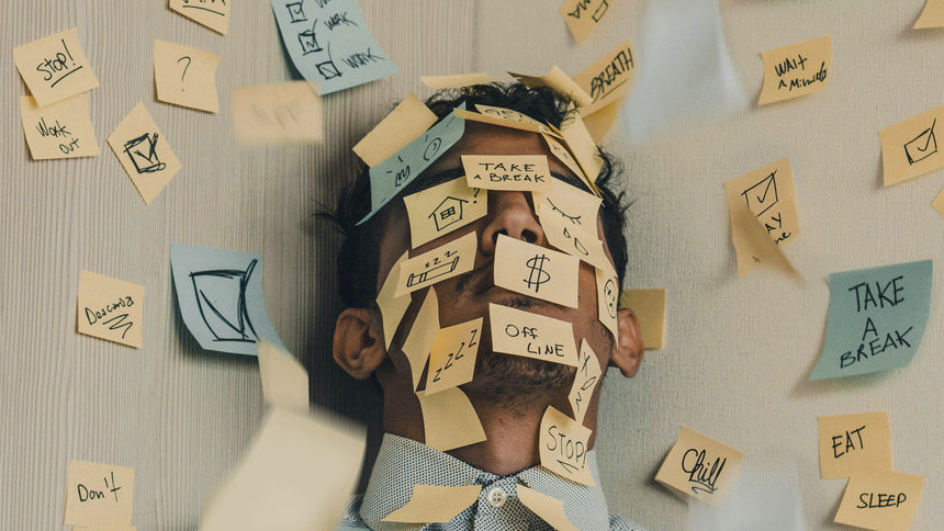 The Mór Card Mindset coaching sessions by Geoff Nicholson Face with Post-it notes