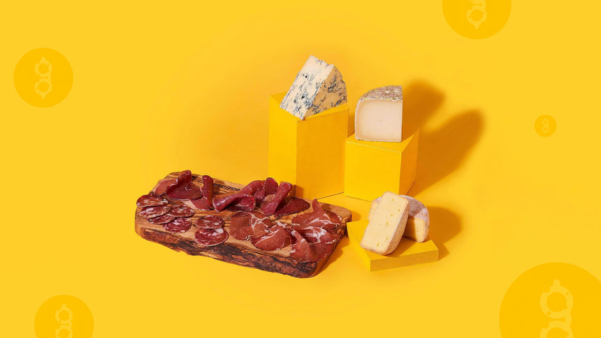 The Mór Card cheesegeek Cheese and Charcuterie Box